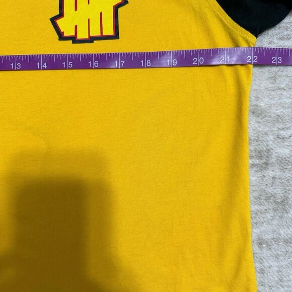 Undefeated Yellow and Black Color Block Crew Neck Pirate 21 T-shirt, Siz… - Picture 7 of 8